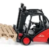 Linde Forklift Truck Red With 2 Pallet Accessories 1/50 Diecast Model By Siku