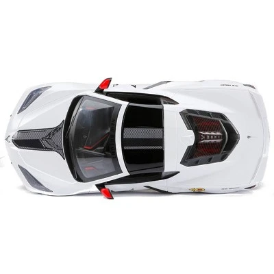 New Bright RC 1:8 Scale (22") FF USB Showcase Sportscar - Corvette Stingray - White 6 New Bright RC 1:8 Scale (22") FF USB Showcase Sportscar - Corvette Stingray - White - Image 6