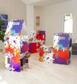 HearthSong 32-Panel Battle Fortress Indoor Fantasy Forts Building Kit With 22" Sq. Cardboard Panels, Carton Clips And Hook And Loop Connectors