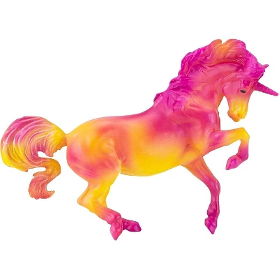 Breyer Animal Creations Breyer Stablemates 4-Piece Unicorn Swirl Gift Set 3 Breyer Animal Creations Breyer Stablemates 4-Piece Unicorn Swirl Gift Set - Image 3