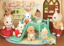 Calico Critters Sweet Raspberry Home Gift Set, Dollhouse Playset With 3 Collectible Figures, Furniture And Accessories -FUNKO Shop GUEST 657f53da 52c5 44b7 97d8 ef69272241f0