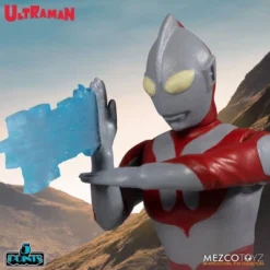 Mezco Toyz Ultraman And Red King 5 Points Action Figure Boxed Set