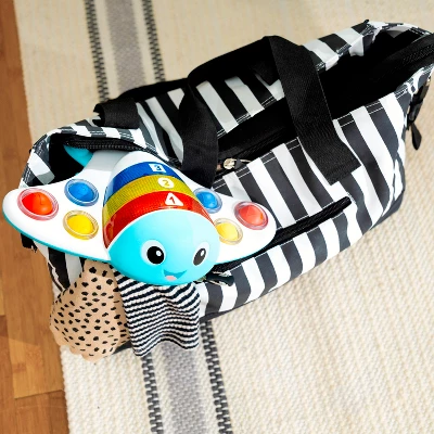 Baby Einstein Ocean Explorers Pop N’ Explore Stingray Popper Toy 4 Baby Einstein Ocean Explorers Pop N’ Explore Stingray Popper Toy - Image 4