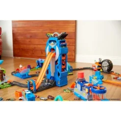 Hot Wheels Mega Garage Playset -FUNKO Shop GUEST 8c9ed2a9 46ab 4235 a448 6061296ee92b