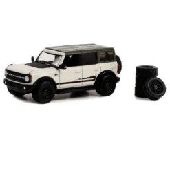 Greenlight Collectibles 1/64 2021 Ford Bronco Wildtrak With Spare Tires Hobby Shop Series 14 97140-E