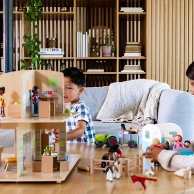 HABA Little Friends Dollhouse City Villa With 10 Pieces Of Furniture 6 HABA Little Friends Dollhouse City Villa With 10 Pieces Of Furniture - Image 6