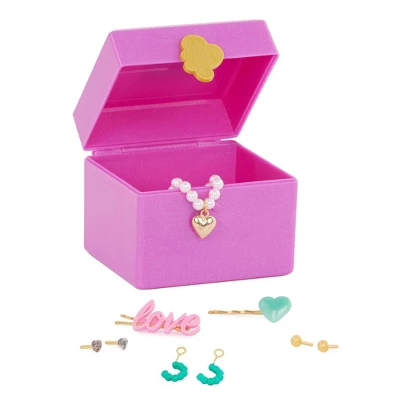 Our Generation Cristina 18" Jewelry Doll 3 Our Generation Cristina 18" Jewelry Doll - Image 3