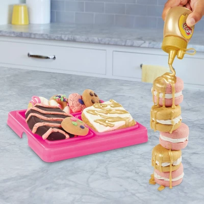 Play-Doh Gold Collection Gold Star Baker Playset 3 Play-Doh Gold Collection Gold Star Baker Playset - Image 3