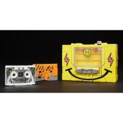 J. Balvintron Set Of 3 | J. Balvin | Transformers G1 Collaborative Action Figures -FUNKO Shop GUEST e520e6a3 751f 47cc b327 9e42ccb8a929