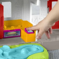 Fisher-Price Little People Friends Together Play House -FUNKO Shop GUEST ed4b1a1a d5bb 4b44 bccb d8e121150bd7