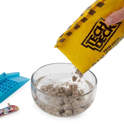 Tech Deck D.I.Y Concrete Reusable Modeling Playset 1 Tech Deck D.I.Y Concrete Reusable Modeling Playset