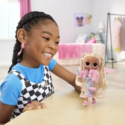 L.O.L. Surprise! Tweens Fashion Doll Olivia Flutter With 15 Surprises 2 L.O.L. Surprise! Tweens Fashion Doll Olivia Flutter With 15 Surprises - Image 2